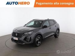 Grigio Nuova 2025 Peugeot 2008 SUV | 23.299 € (Ottimo prezzo)