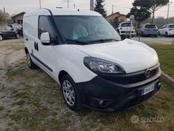 Bianco Usata 2018 Fiat Doblò Monovolume | 9500 € (Buon prezzo)