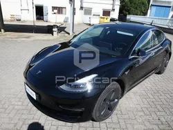 Nero Usata 2019 Tesla Model 3 Standard Range Tre volumi | 18.500 € (Buon prezzo)