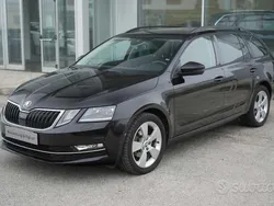 Nero metallizzato Usata 2020 Skoda Octavia G-TEC Style Station wagon | 16.400 € (Buon prezzo)