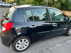 Nero Usata 2009 Renault Clio II Dynamique Tre volumi | 4500 € (Cara)