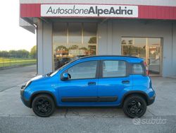 Blu Usata 2023 Fiat Panda Cross Cross Due volumi | 12.700 € (Buon prezzo)
