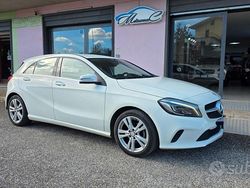 Bianco Usata 2017 Mercedes A180 Tre volumi | 14.999 € (Buon prezzo)