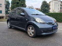 Grigio Usata 2006 Toyota Aygo Sol Due volumi | 5500 € (Buon prezzo)