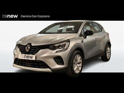 Grigio chiaro Usata 2022 Renault Captur Evolution SUV | 16.800 € (Ottimo prezzo)