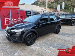 Nero Usata 2025 Dacia Sandero Expression Tre volumi | 15.850 € (Buon prezzo)