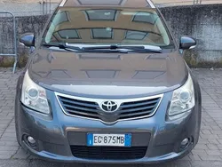 Usata 2011 Toyota Avensis Station wagon | 6000 € (Buon prezzo)