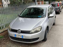 Argento Usata 2009 VW Golf Trendline Tre volumi | 4500 € (Buon prezzo)