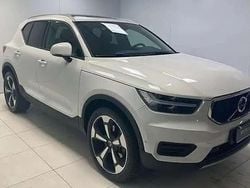 Usata 2019 Volvo XC40 Momentum SUV | 25.500 € (Molto cara)