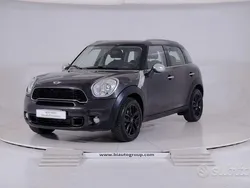 Grigio scuro Usata 2016 Mini One D Countryman SUV | 11.900 € (Buon prezzo)