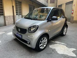 Grigio Usata 2016 Smart ForTwo Coupé Due volumi | 9900 € (Buon prezzo)