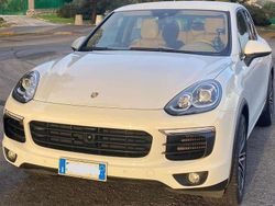 Bianco Usata 2015 Porsche Cayenne SUV | 25.500 € (Buon prezzo)