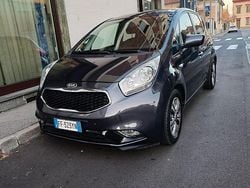 Nero Usata 2016 Kia Venga Due volumi | 7850 € (Buon prezzo)