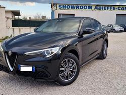 Nero Usata 2018 Alfa Romeo Stelvio Executive SUV | 21.000 € (Buon prezzo)
