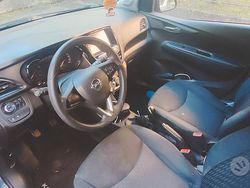 Usata 2018 Opel Karl Rocks Due volumi | 6000 € (Buon prezzo)