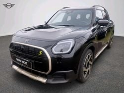 Nero Usata 2025 Mini Countryman Favoured SUV | 41.300 € (Buon prezzo)