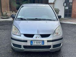 Grigio Usata 2006 Mitsubishi Colt Inform Tre volumi | 2800 € (Buon prezzo)