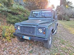 Verde Usata 2012 Land Rover Defender SUV | 30.000 € (Buon prezzo)