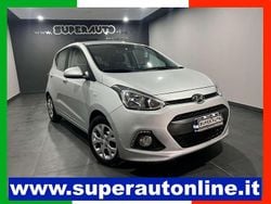 Grigio Usata 2017 Hyundai i10 Style Due volumi | 6900 € (Buon prezzo)