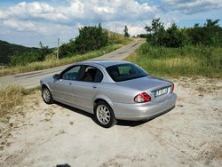 Grigio Usata 2004 Jaguar X-type Tre volumi | 3000 € (Buon prezzo)