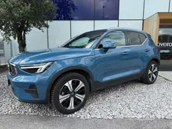 Fjord blue Usata 2023 Volvo XC40 Core SUV | 28.900 € (Buon prezzo)
