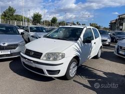 Bianco Usata 2008 Fiat Punto Due volumi | 2700 € (Buon prezzo)