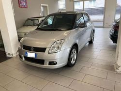 Argento Usata 2006 Suzuki Swift GLX Tre volumi | 5800 € (Molto cara)