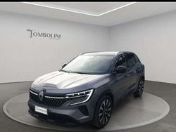 Grigio Usata 2023 Renault Austral Techno SUV | 25.900 € (Ottimo prezzo)