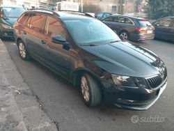 Nero Usata 2019 Skoda Octavia Executive Station wagon | 12.500 € (Buon prezzo)