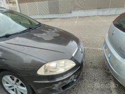 Marrone Usata 2007 Fiat Croma Station wagon | 1500 € (Buon prezzo)
