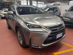 Grigio Usata 2017 Lexus NX300h Luxury Line SUV | 19.900 € (Super prezzo)