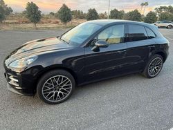 Jet black metallic Usata 2022 Porsche Macan SUV | 54.999 € (Super prezzo)