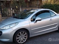 Grigio Usata 2007 Peugeot 207 CC Cabrio | 2500 € (Ottimo prezzo)