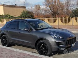 Grigio Usata 2014 Porsche Macan SUV | 25.500 € (Molto cara)