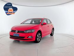 Rosso flash Usata 2021 VW Polo Comfortline Tre volumi | 14.900 € (Buon prezzo)