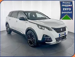 Bianco/nero Usata 2020 Peugeot 5008 GT-line Monovolume | 19.000 € (Ottimo prezzo)