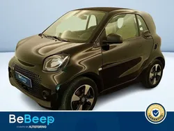 Nero metallizzato Usata 2022 Smart ForTwo Electric Drive Passion Tre volumi | 16.100 € (Buon prezzo)