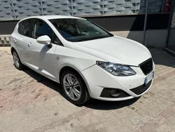 Bianco Usata 2010 Seat Ibiza Reference Tre volumi | 3700 € (Buon prezzo)