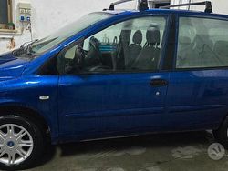 Grigio Usata 2008 Fiat Multipla Active Monovolume | 2600 € (Buon prezzo)