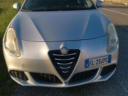 Argento Usata 2012 Alfa Romeo Giulietta Progression Due volumi | 2590 € (Super prezzo)
