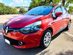 Rosso Usata 2015 Renault Clio IV Tre volumi | 8900 € (Cara)