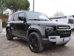 Nero Usata 2022 Land Rover Defender SE SUV | 57.900 € (Ottimo prezzo)