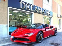 Rosso Usata 2024 Ferrari SF90 Cabrio | 569.000 € (Super prezzo)