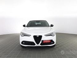 Bianco Usata 2017 Alfa Romeo Stelvio Super SUV | 19.900 € (Buon prezzo)