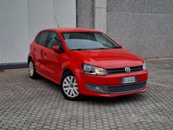 Rosso Usata 2010 VW Polo Comfortline Due volumi | 4500 € (Buon prezzo)