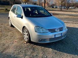 Argento Usata 2006 VW Golf V Sportline Tre volumi | 3700 € (Molto cara)