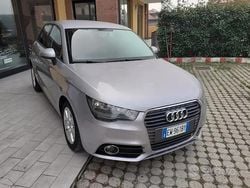 Grigio Usata 2014 Audi A1 Admired Tre volumi | 9999 € (Buon prezzo)