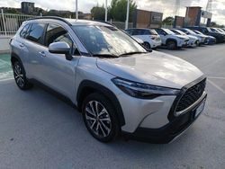 Argento Usata 2024 Toyota Corolla Cross Trend SUV | 29.490 € (Buon prezzo)