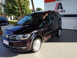 Nero(met.) Usata 2016 VW Caddy Highline Monovolume | 15.900 € (Cara)