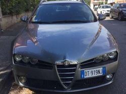 Grigio Usata 2009 Alfa Romeo 159 Ti Station wagon | 3999 € (Super prezzo)